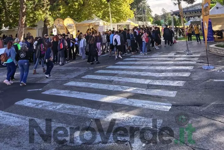 Perché l’invasione accademica dell’Aquila è la cosa migliore dell’anno